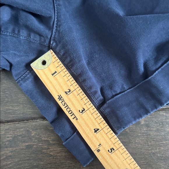 ❤️3/$30 Banana Republic City Chino Navy Blue Women's Shorts - Picture 8 of 8